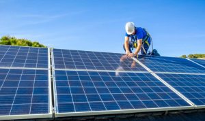 Installation et mise en production des panneaux solaires photovoltaïques à Saint-Pierre-d'Albigny